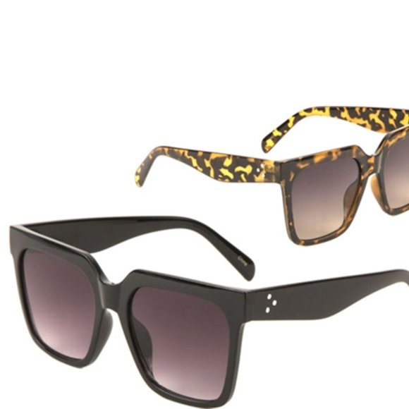 Classy and Chic Sunglasses main image 8